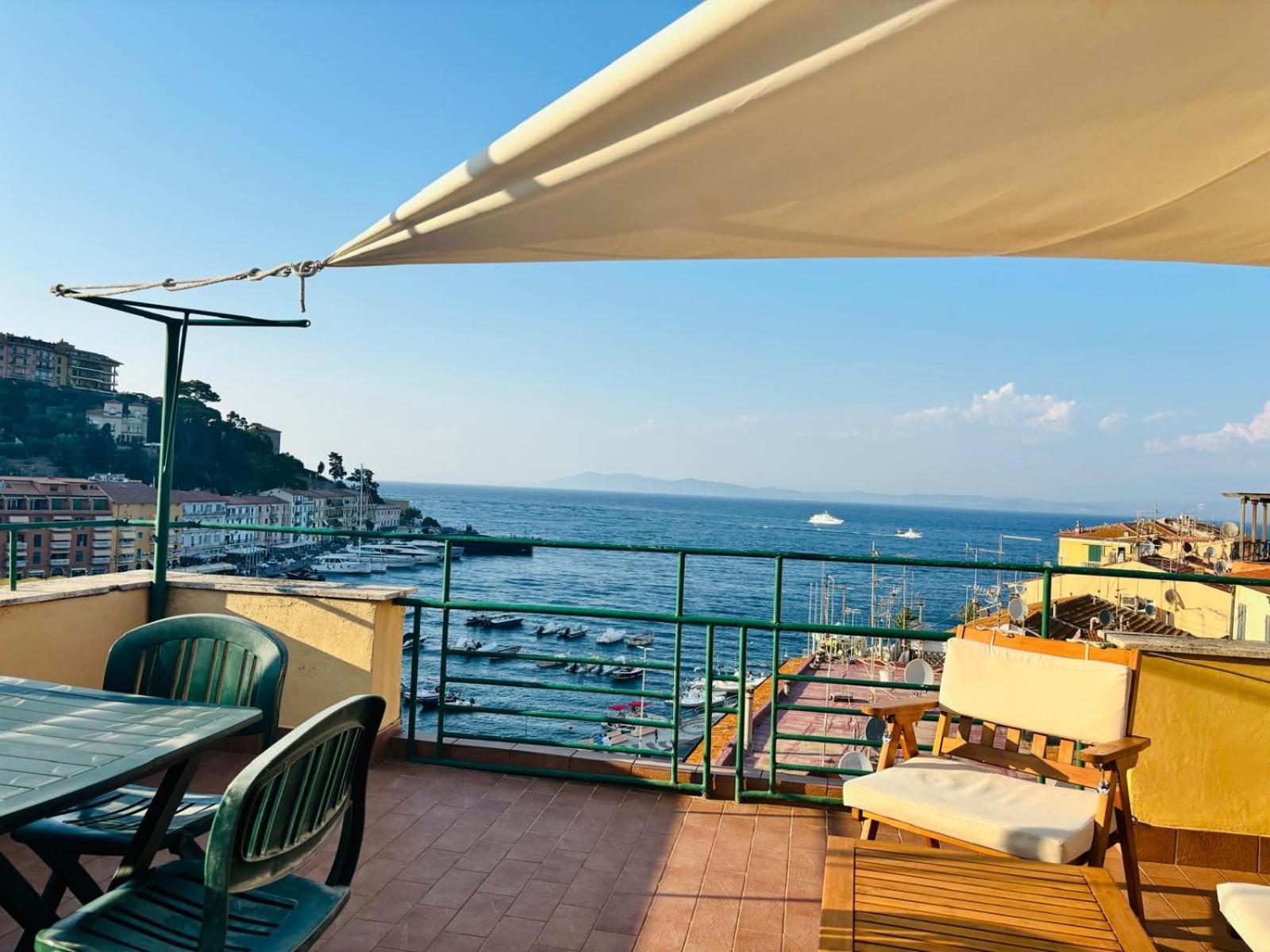 La Casetta In Piazza Porto Santo Stefano  Bagian luar foto