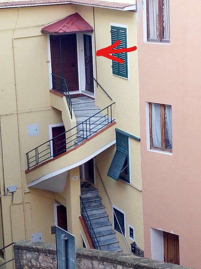 La Casetta In Piazza Porto Santo Stefano  Bagian luar foto