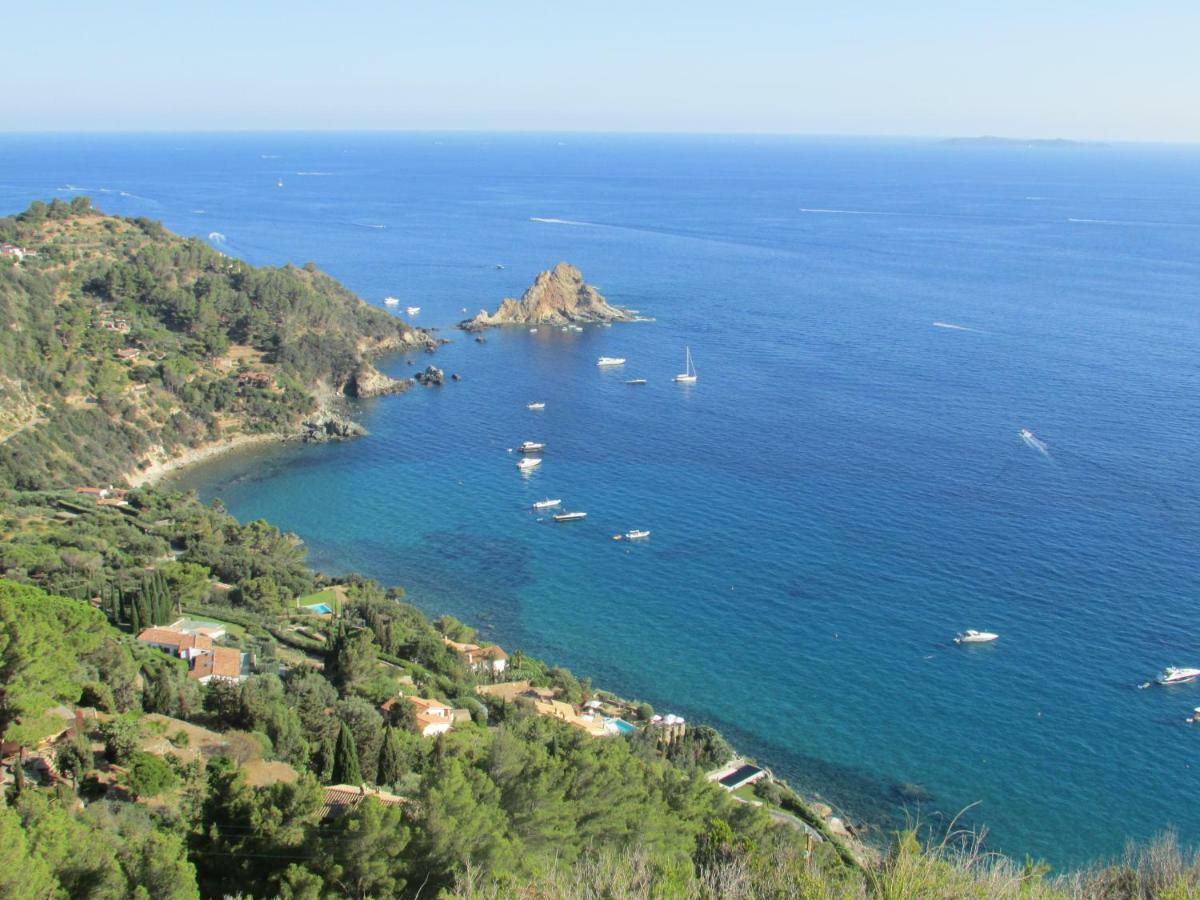 La Casetta In Piazza Porto Santo Stefano  Bagian luar foto